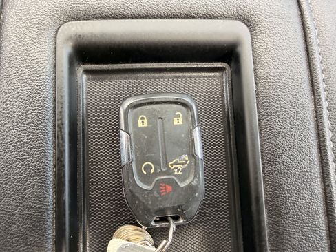 Used 2021 Chevrolet Silverado 1500 LTZ w/ LPO, Dark Essentials Package AWD/4WD image 23