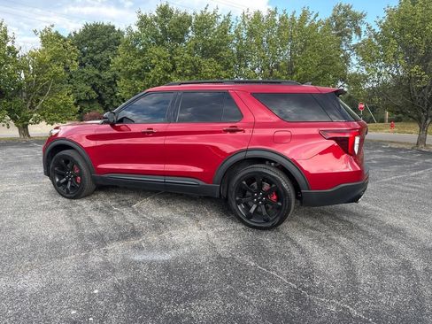 Used 2023 Ford Explorer ST w/ Equipment Group 401A AWD/4WD image 3