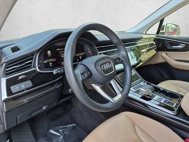 Used 2023 Audi Q7 2.0T Premium w/ Convenience Package AWD/4WD image 10