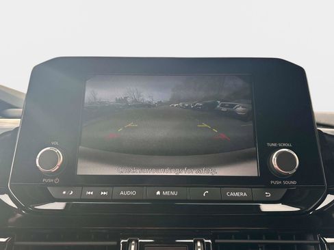 New 2025 Nissan Pathfinder SV image 21