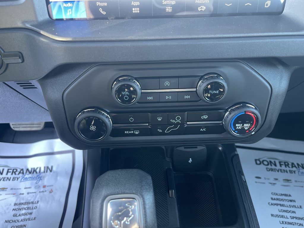 New 2025 Ford Bronco 4-Door AWD/4WD image 24