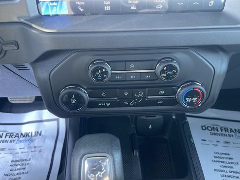 New 2025 Ford Bronco 4-Door AWD/4WD image 24