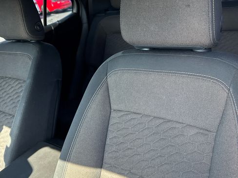 Used 2019 Chevrolet Equinox LT FWD image 12