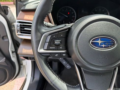 Used 2022 Subaru Outback Touring AWD/4WD image 19