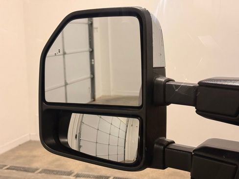 Used 2025 Ford F250 Lariat w/ Chrome Package AWD/4WD image 13