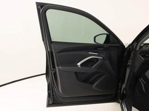 New 2025 Audi Q5 Premium Plus image 10