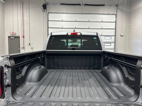 New 2026 RAM 1500 Big Horn AWD/4WD image 34