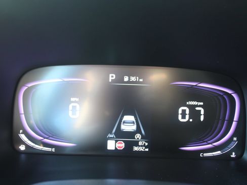 Certified 2025 Kia Soul EX FWD image 28