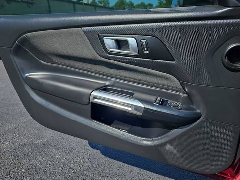 Certified 2025 Ford Mustang GT RWD image 28
