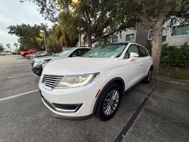 Used 2018 Lincoln MKX Select FWD image 1