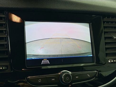 Used 2022 Buick Encore Preferred w/ Safety Package image 14