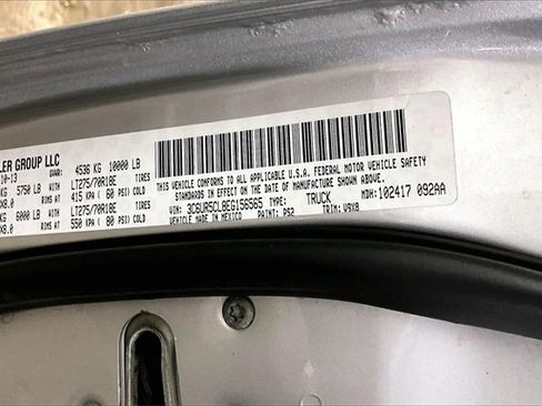 Used 2014 RAM 2500 Tradesman w/ Chrome Appearance Group image 32