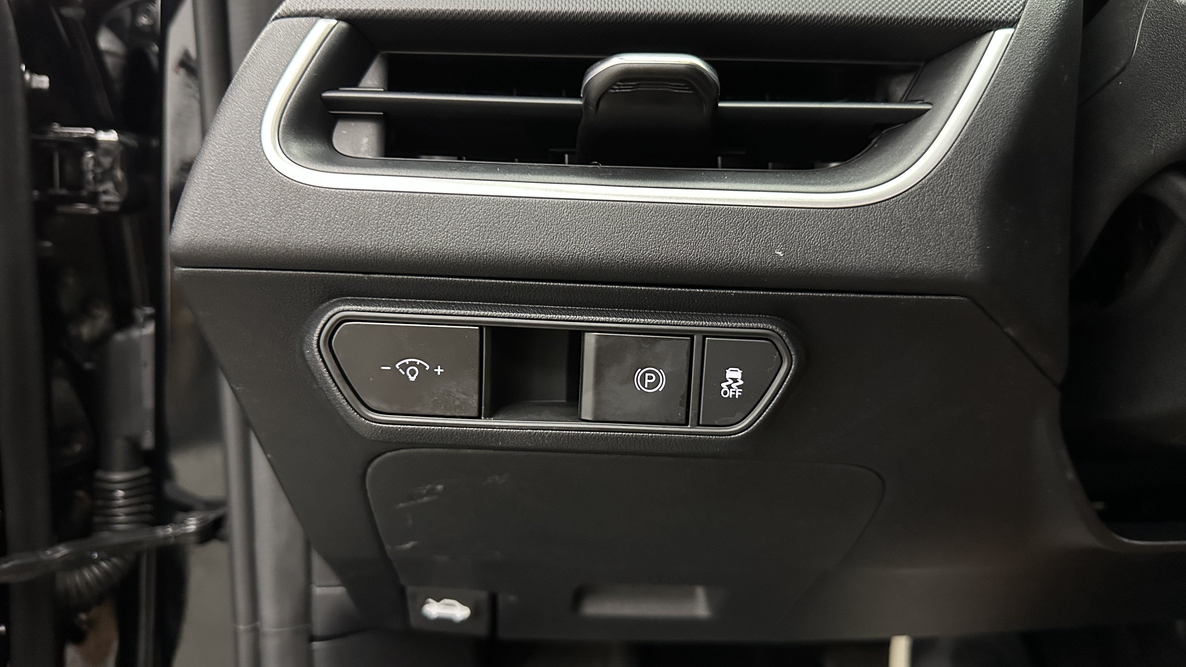 Used 2025 Kia K4 FWD image 18