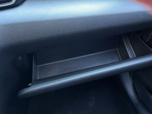 Used 2019 Hyundai Veloster 2.0 Premium image 30