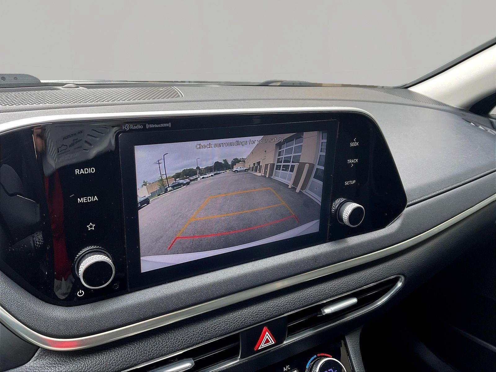 Used 2022 Hyundai Sonata SEL w/ Cargo Package FWD image 13
