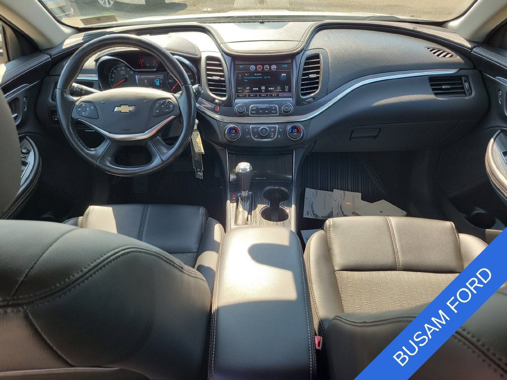 Used 2017 Chevrolet Impala LT w/ Convenience Package FWD image 7