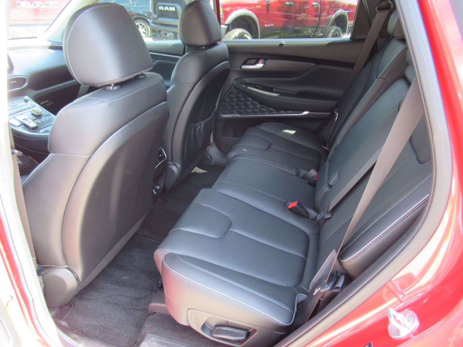 Used 2023 Hyundai Santa Fe Limited FWD image 33
