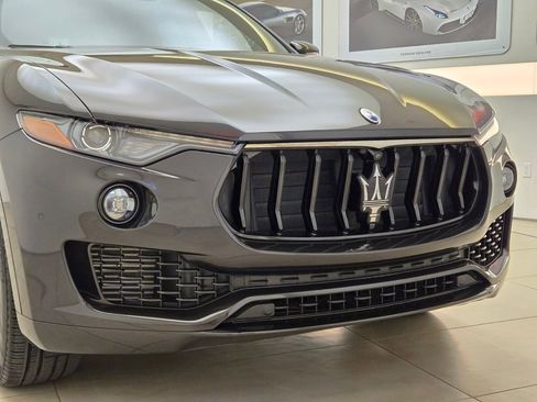 Certified 2024 Maserati Levante GT Ultima AWD/4WD image 4