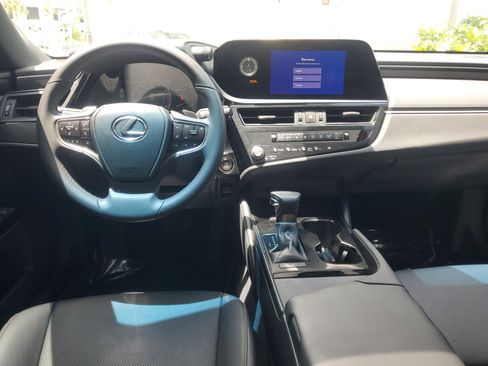 Certified 2023 Lexus ES 350 w/ Accessory Package (Z2) FWD image 9