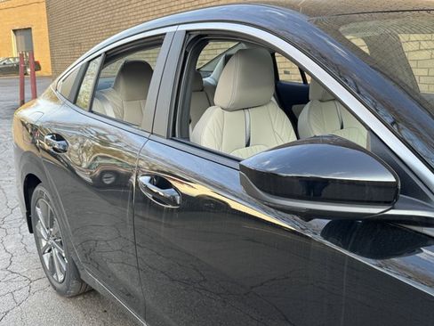New 2026 Nissan Sentra SL w/ Floor Mat Package FWD image 6