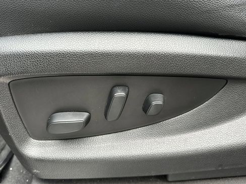 Used 2020 Chevrolet Tahoe Premier image 13