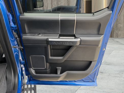 Used 2017 Ford F150 Raptor w/ Equipment Group 802A Luxury image 63