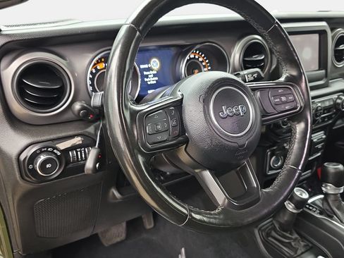 Used 2022 Jeep Wrangler Unlimited Sport AWD/4WD image 16