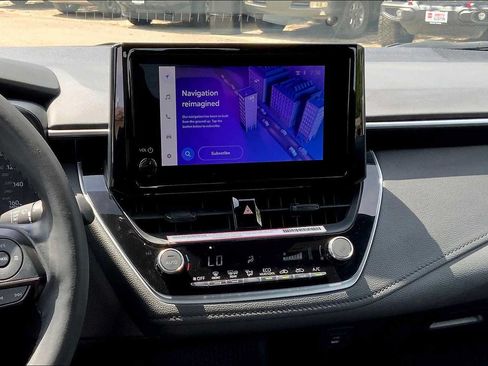 Used 2024 Toyota Corolla SE FWD image 7