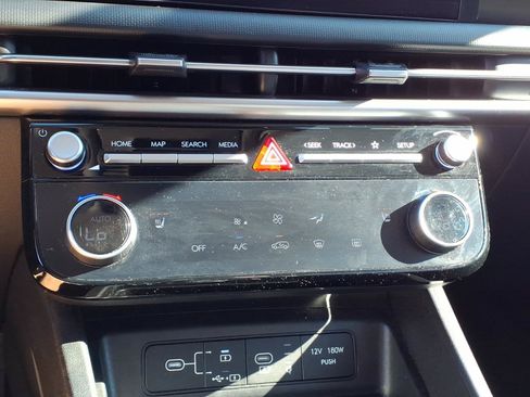 Certified 2025 Hyundai Tucson SEL AWD/4WD image 22