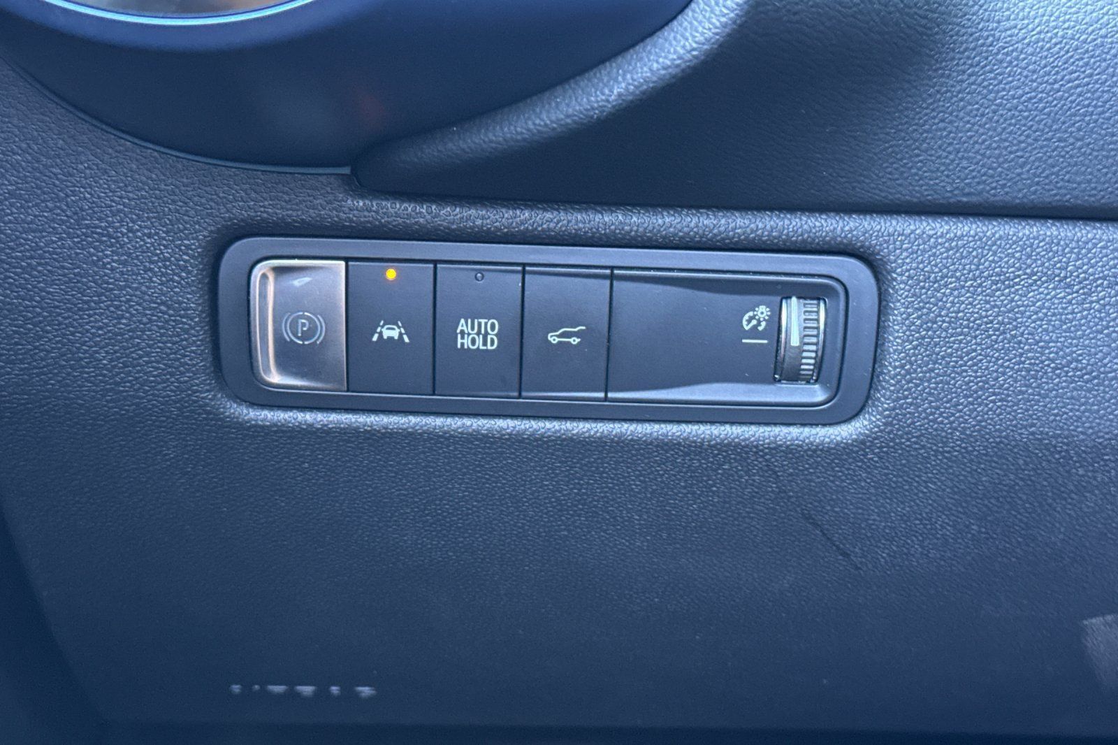 Used 2024 Chevrolet Equinox EV LT w/ LPO, Trailering Package AWD/4WD image 37