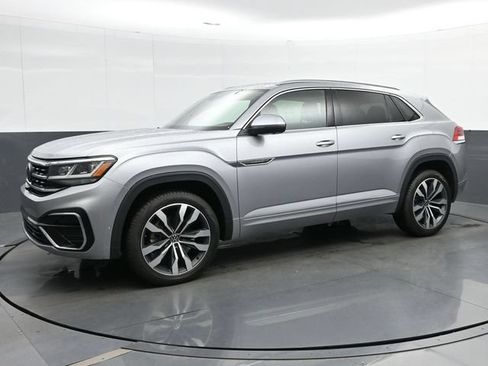 Used 2020 Volkswagen Atlas Cross Sport SEL Premium R-Line AWD/4WD image 4