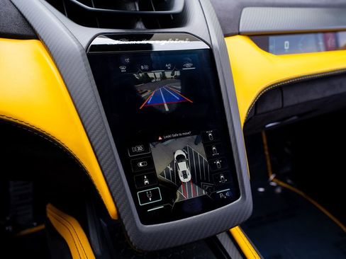 Used 2024 Lamborghini Revuelto AWD/4WD image 57