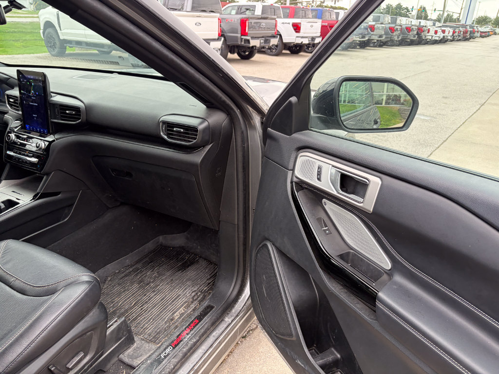 Used 2023 Ford Explorer ST w/ Equipment Group 401A AWD/4WD image 19