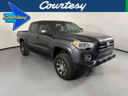Used 2018 Toyota Tacoma SR w/ SR Convenience Package AWD/4WD image 1