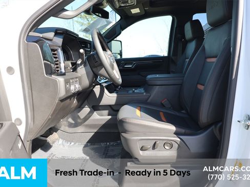 Used 2026 GMC Sierra 2500 AT4 image 15