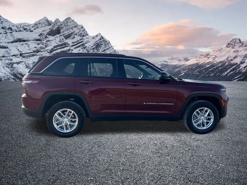 New 2026 Jeep Grand Cherokee Laredo AWD/4WD image 6