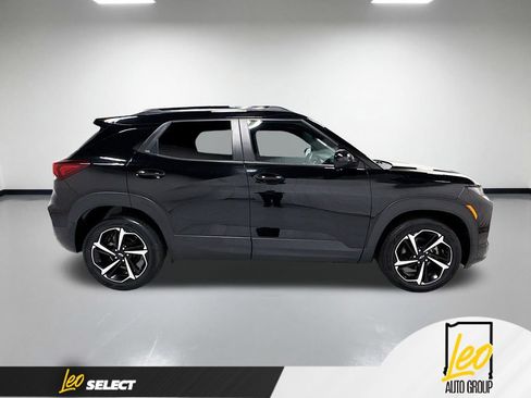 Used 2021 Chevrolet TrailBlazer RS w/ Sun and Liftgate Package AWD/4WD image 6