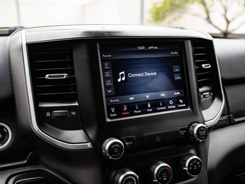 Used 2019 RAM 1500 Big Horn AWD/4WD image 20