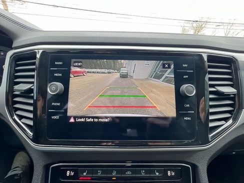 Certified 2023 Volkswagen Atlas SEL Premium image 17