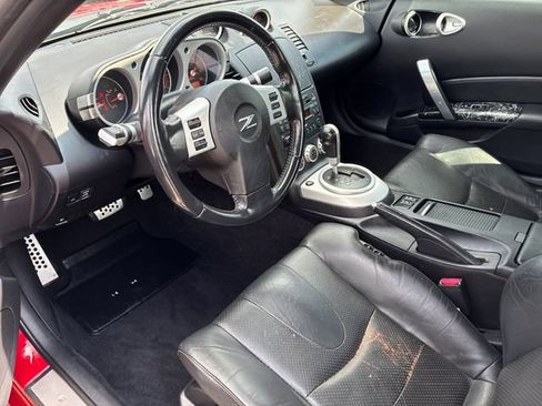 Used 2006 Nissan 350Z Grand Touring RWD image 10