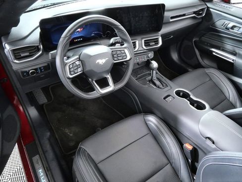 Used 2024 Ford Mustang GT Premium RWD image 4