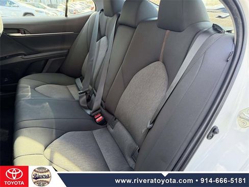 Used 2020 Toyota Camry LE image 15