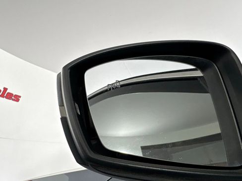 Used 2019 Volkswagen Tiguan SEL image 16