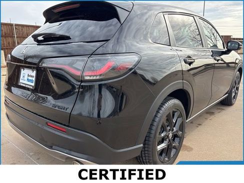 Used 2025 Honda HR-V Sport image 3