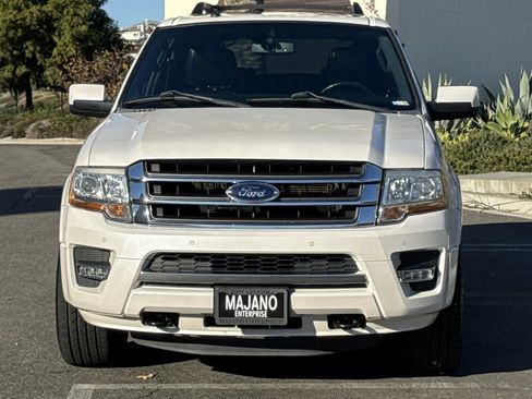 Used 2017 Ford Expedition Limited w/ Equipment Group 301A image 9