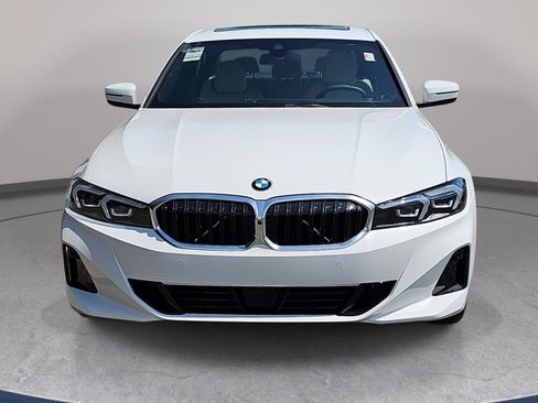 New 2026 BMW 330i Sedan w/ Premium Package image 2