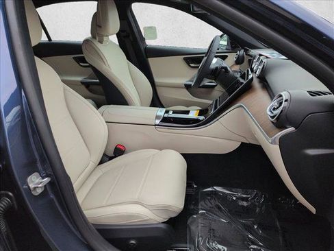 Used 2025 Mercedes-Benz C 300 Sedan image 22