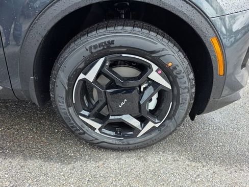 New 2026 Kia Sportage EX AWD/4WD image 12