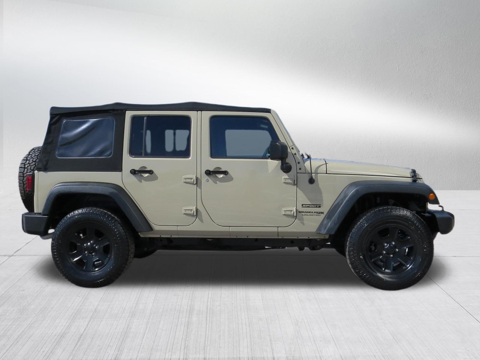 Used 2018 Jeep Wrangler Unlimited Sport S AWD/4WD image 2