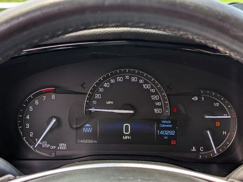 Used 2017 Cadillac XT5 FWD image 22